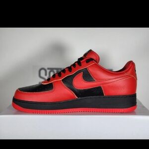 Nike Air Force Reverse Bred